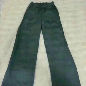 H&M woman’s ocean  blue casual flare wide legged pants jogger style in size 2